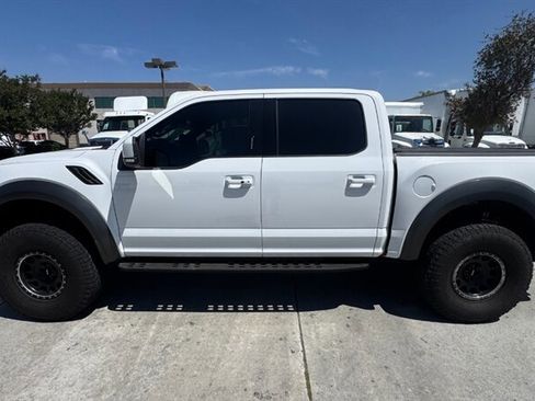 Used 2020 Ford F150 Raptor w/ Equipment Group 802A Luxury AWD/4WD image 2