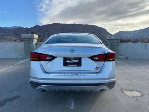 Used 2019 Nissan Altima 2.5 SV image 7