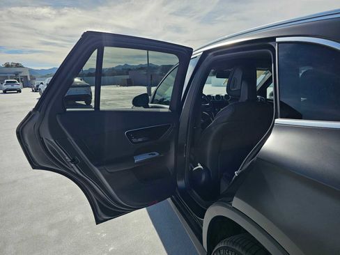 New 2026 Mercedes-Benz GLC 300 4MATIC image 15
