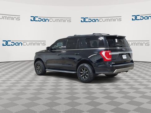 Used 2018 Ford Expedition XLT w/ Equipment Group 202A AWD/4WD image 6