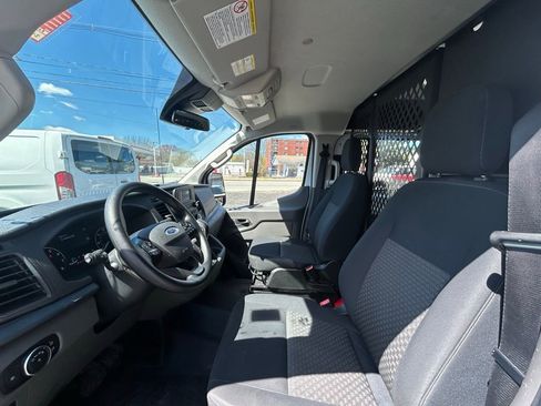 Used 2024 Ford Transit 250 Low Roof w/ Exterior Upgrade Package RWD image 17