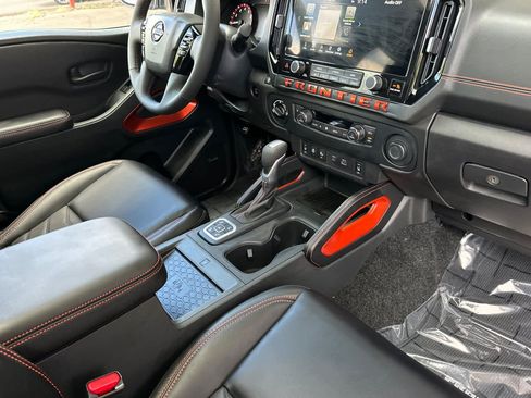 New 2026 Nissan Frontier PRO-4X w/ Pro Premium Package AWD/4WD image 15