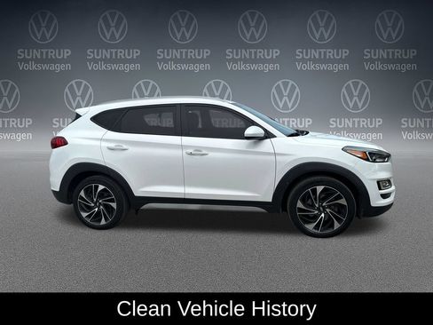 Used 2021 Hyundai Tucson Sport FWD image 3