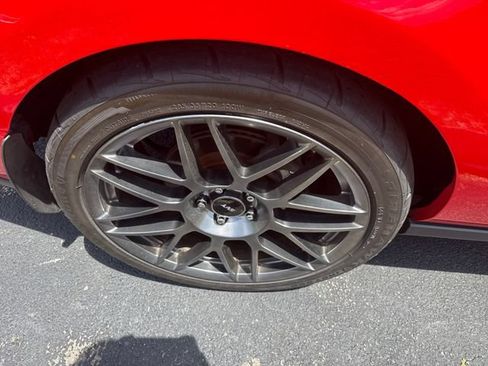 Used 2012 Ford Mustang Shelby GT500 w/ SVT Performance Pkg RWD image 15