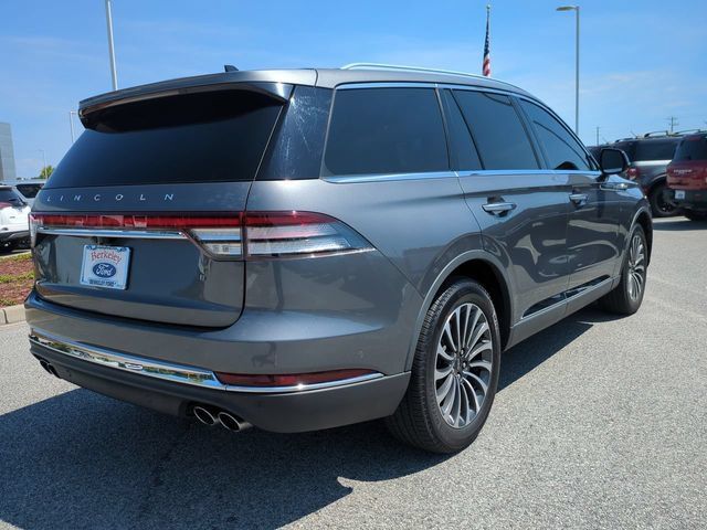 Used 2023 Lincoln Aviator Reserve w/ Equipment Group 201A RWD image 4