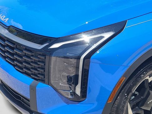 Used 2026 Kia Sportage EX w/ EX Panorama Roof Package FWD image 23