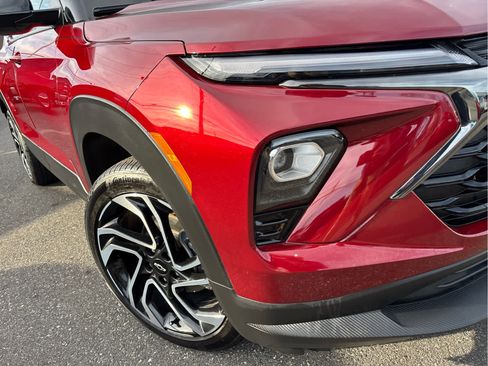 Certified 2024 Chevrolet TrailBlazer RS w/ Convenience Package image 30