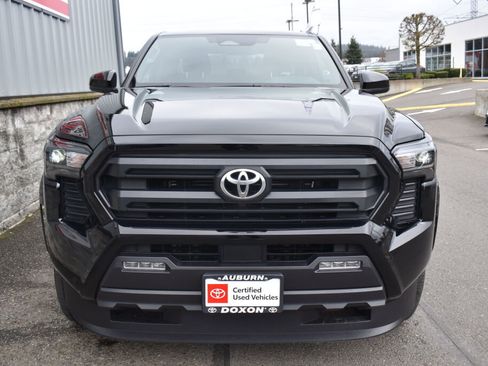 Certified 2025 Toyota Tacoma SR5 image 3