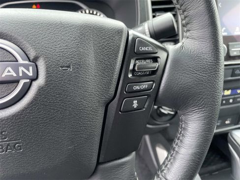 Used 2024 Nissan Frontier SV w/ SV Convenience Package image 28