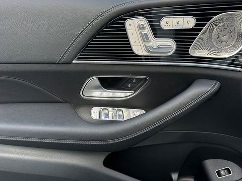 New 2026 Mercedes-Benz GLS 580 4MATIC image 22