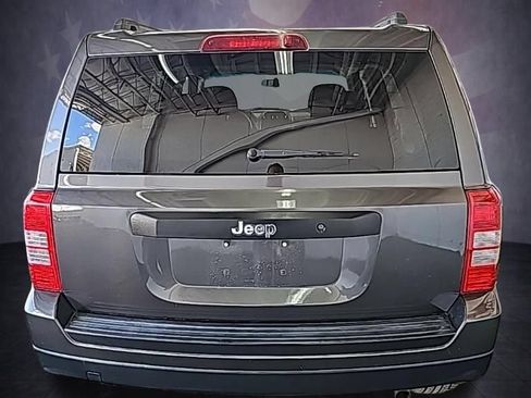 Used 2015 Jeep Patriot Sport FWD image 4