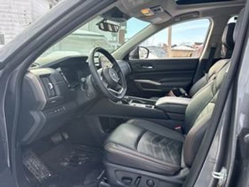 Certified 2024 Nissan Pathfinder Platinum w/ Cargo Package image 12