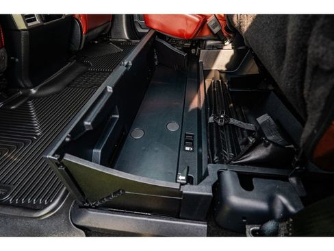 Used 2018 Ford F250 Platinum w/ Platinum Ultimate Package image 33