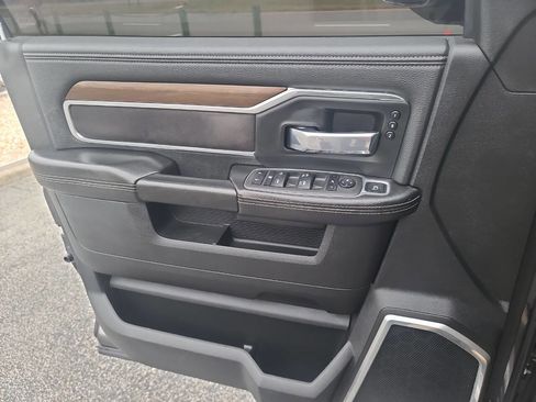 Used 2022 RAM 2500 Laramie image 31
