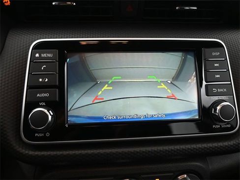 New 2025 Nissan Kicks Play S image 6