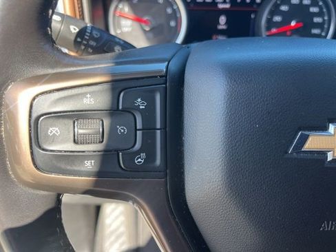 Used 2020 Chevrolet Silverado 1500 High Country w/ Technology Package image 40