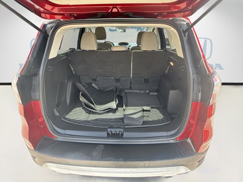 Used 2018 Ford Escape SE AWD/4WD image 26