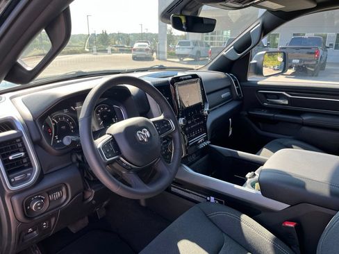 Used 2026 RAM 1500 Big Horn AWD/4WD image 7