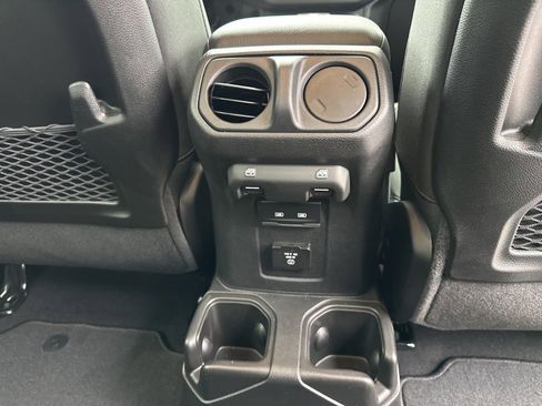 New 2026 Jeep Gladiator Mojave image 47