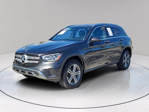 Certified 2022 Mercedes-Benz GLC 300 image 3