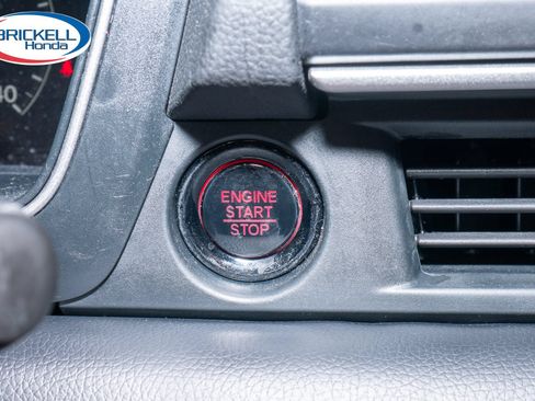 Certified 2023 Honda Pilot Touring image 37