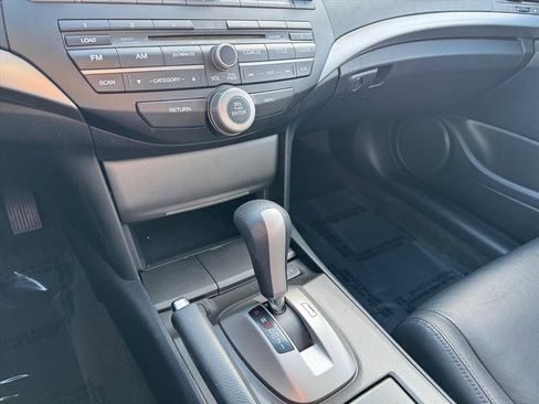 Used 2011 Honda Accord EX-L image 17