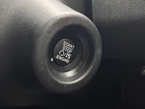 Used 2022 RAM ProMaster 3500 w/ Driver Convenience Group image 16