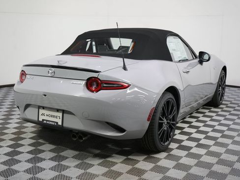 New 2026 MAZDA MX-5 Miata Club w/ Interior Package RWD image 6
