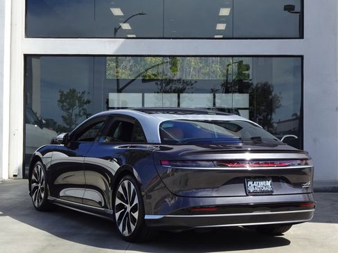 Used 2022 Lucid Air Grand Touring image 4