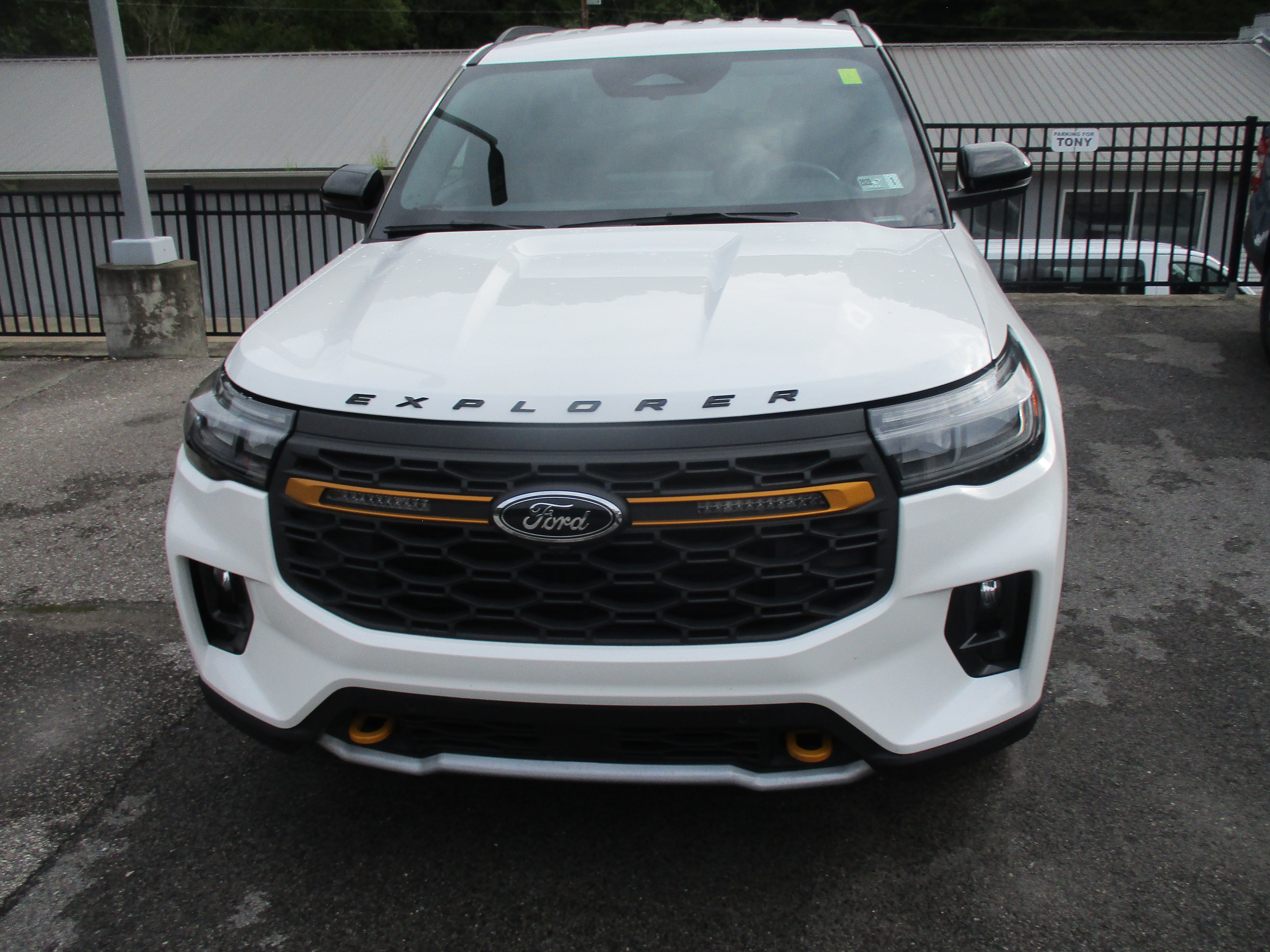 Used 2026 Ford Explorer Tremor w/ Tremor Convenience Package AWD/4WD image 9