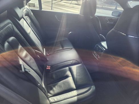 Used 2020 Lincoln Continental Reserve AWD/4WD image 13
