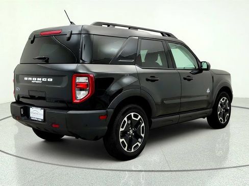 Used 2023 Ford Bronco Sport Outer Banks w/ Tech Package AWD/4WD image 5