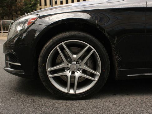 Used 2014 Mercedes-Benz S 550 Sedan image 11