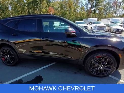 Used 2024 Chevrolet Blazer LT w/ Redline Edition AWD/4WD image 9