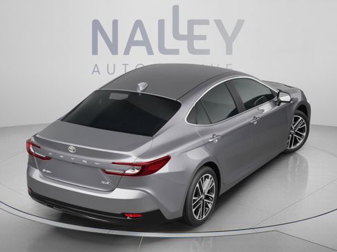 Certified 2025 Toyota Camry XLE FWD image 5