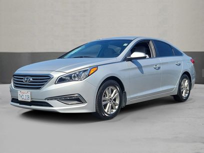 Used 2015 Hyundai Sonata SE w/ Option Group 02