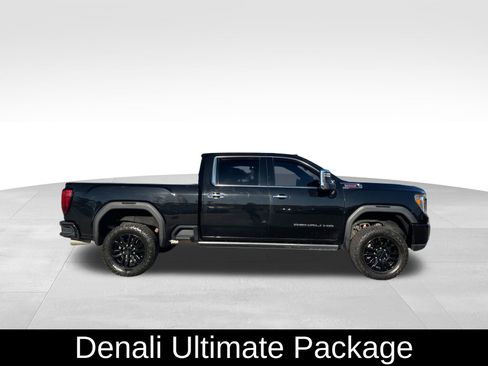Used 2022 GMC Sierra 2500 Denali w/ Denali Black Diamond Edition image 4