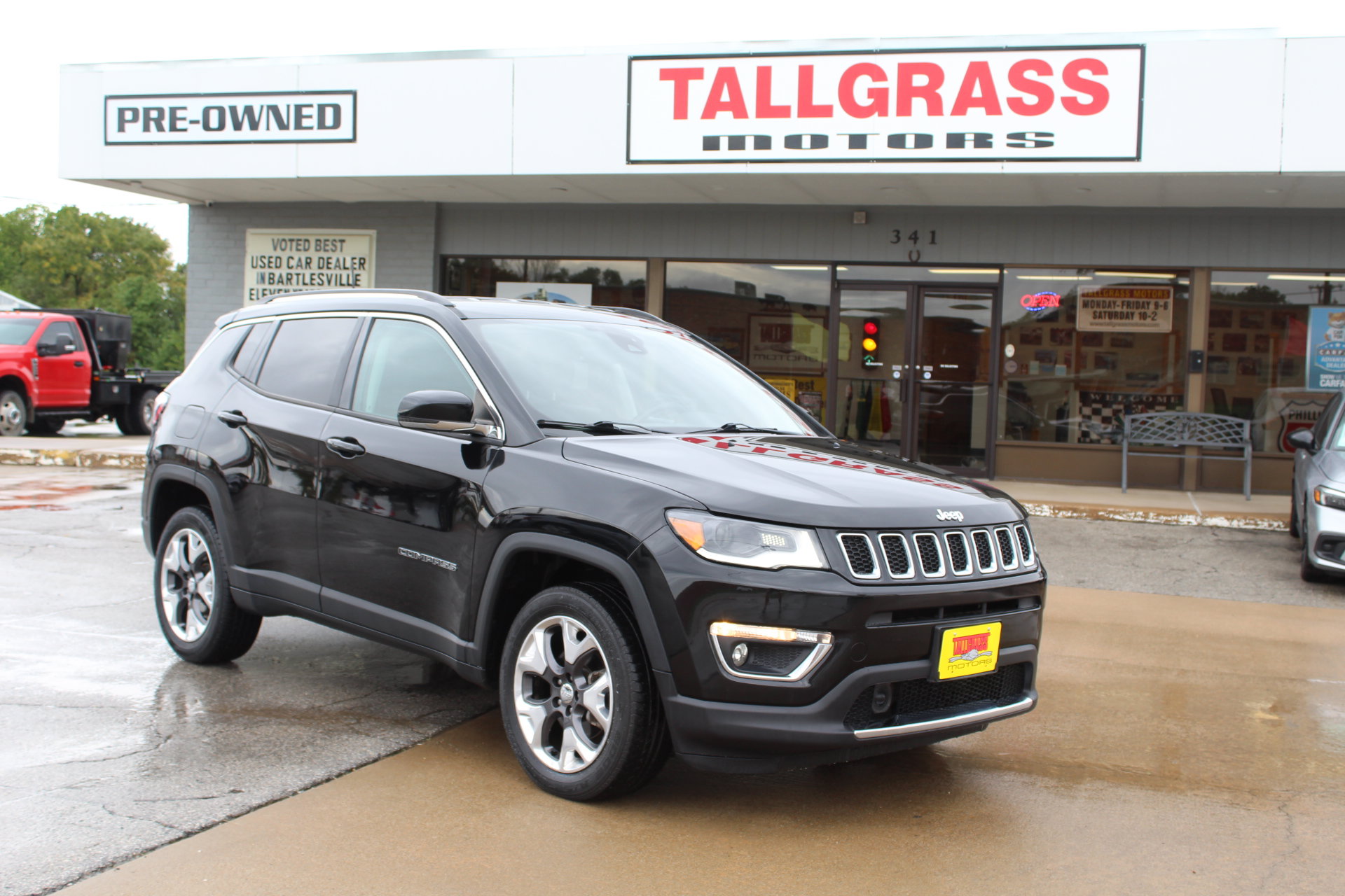 Used 2018 Jeep Compass Limited w/ Navigation Group AWD/4WD image 1