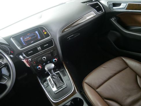 Used 2013 Audi Q5 2.0T Premium AWD/4WD image 11