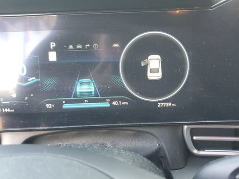 Used 2024 Hyundai Elantra SEL FWD image 24