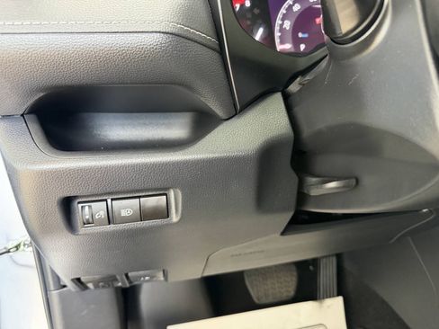 Used 2023 Toyota RAV4 LE AWD/4WD image 20