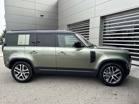 Used 2020 Land Rover Defender 110 HSE AWD/4WD image 8