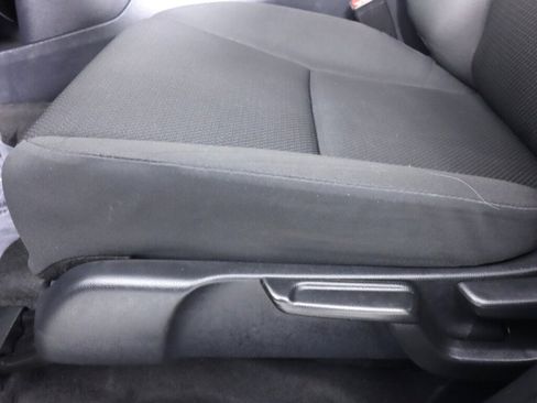 Used 2021 Honda HR-V LX image 24