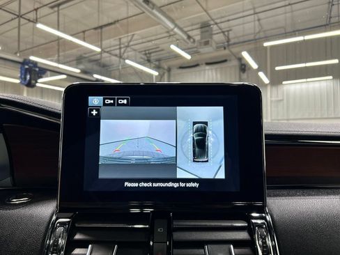 Used 2019 Lincoln Navigator Reserve AWD/4WD image 20