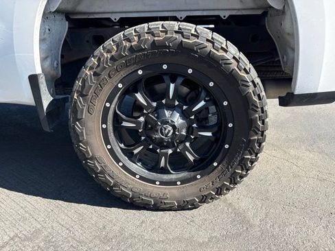 Used 2021 Chevrolet Silverado 1500 LT Trail Boss w/ Convenience Package II AWD/4WD image 11