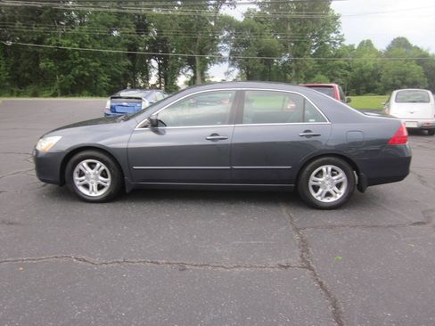 Used 2006 Honda Accord SE image 1