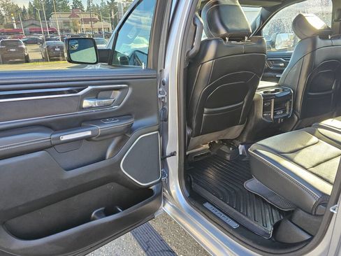 Used 2022 RAM 1500 Laramie image 14