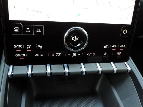 New 2026 GMC Terrain AT4 w/ Technology Package II image 18