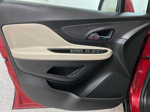 Used 2017 Buick Encore Preferred image 9