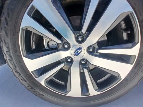 Used 2018 Subaru Outback 2.5i Limited AWD/4WD image 10